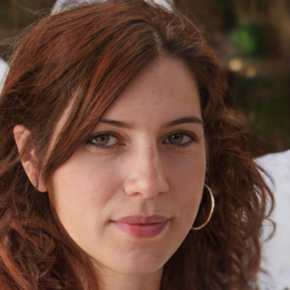 Portrait de Célestine Moreau, experte en planification financière